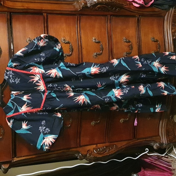 Vtg Hawaiian Puff Sleeve Lotus Flower Print Dress sz Small - Picture 5 of 5